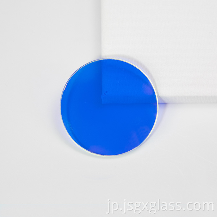 青いコーティングされたガラス Blue coated glass
